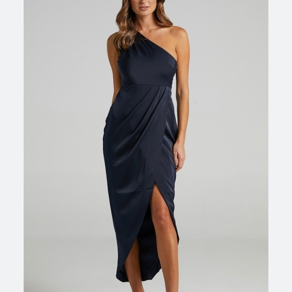 Showpo Felt So Happy Dress In Navy NWT - Picture 1 of 11